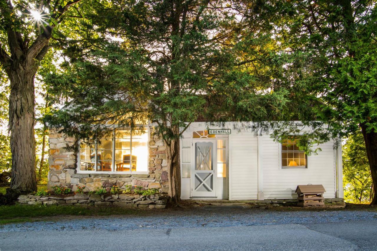 Basin Harbor Hotel Vergennes Exterior photo